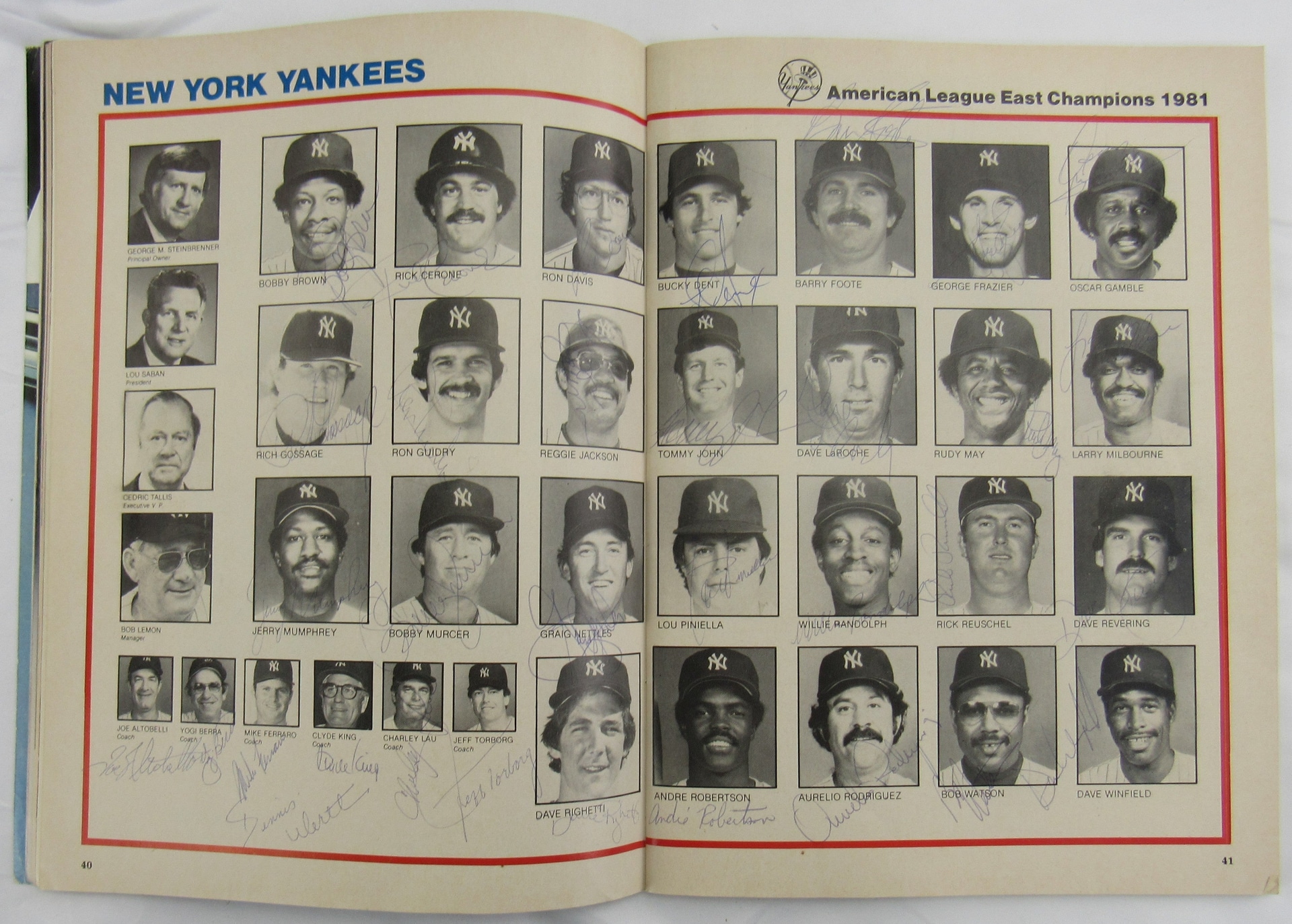 1981 New York Yankees Signed Auto Magazine Reggie Jackson Yogi Berra JSA LOA BB80239 - Image 1