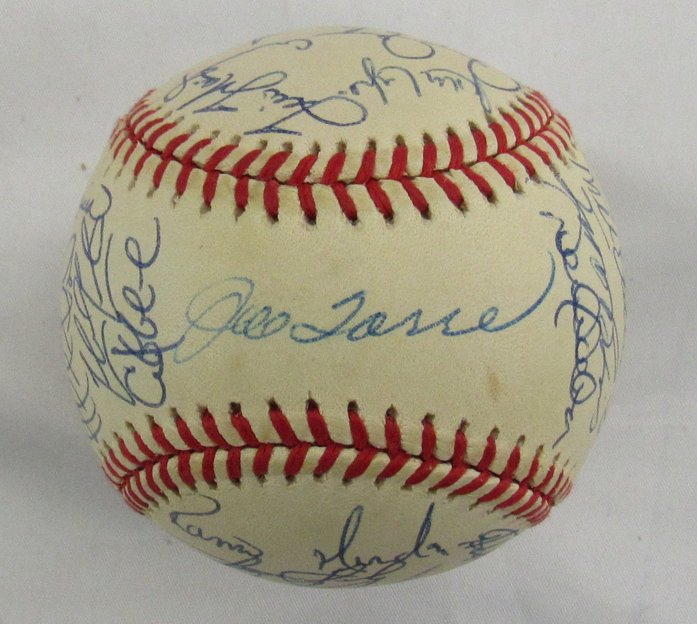 1999 New York Yankess Team Signed Rawlings Baseball PSA/DNA LOA B85569 Derek Jeter - Image 1