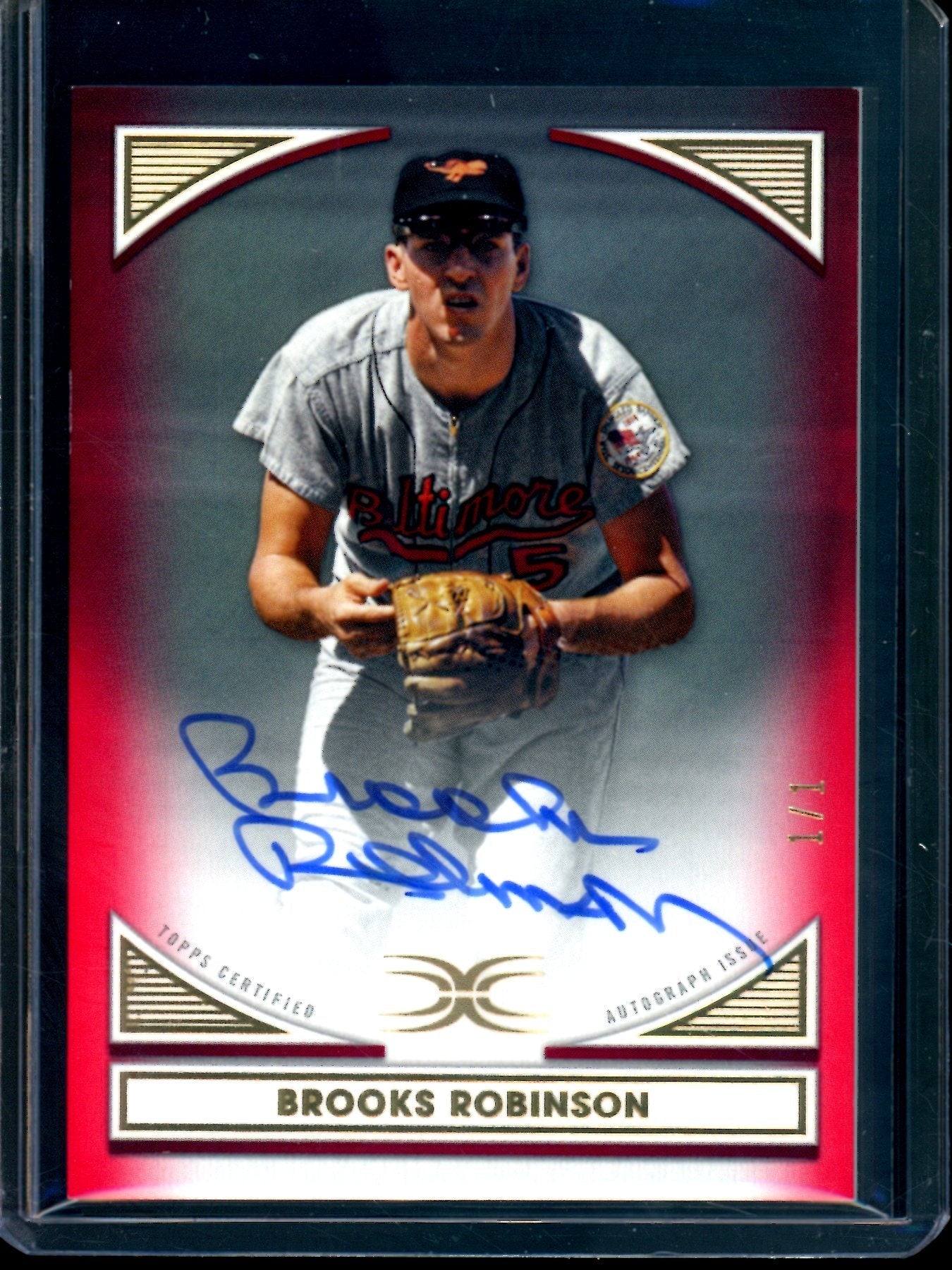 2022 Topps Definitive Brooks Robinson Defining Images Autograph 1/1 Orioles - Image 1