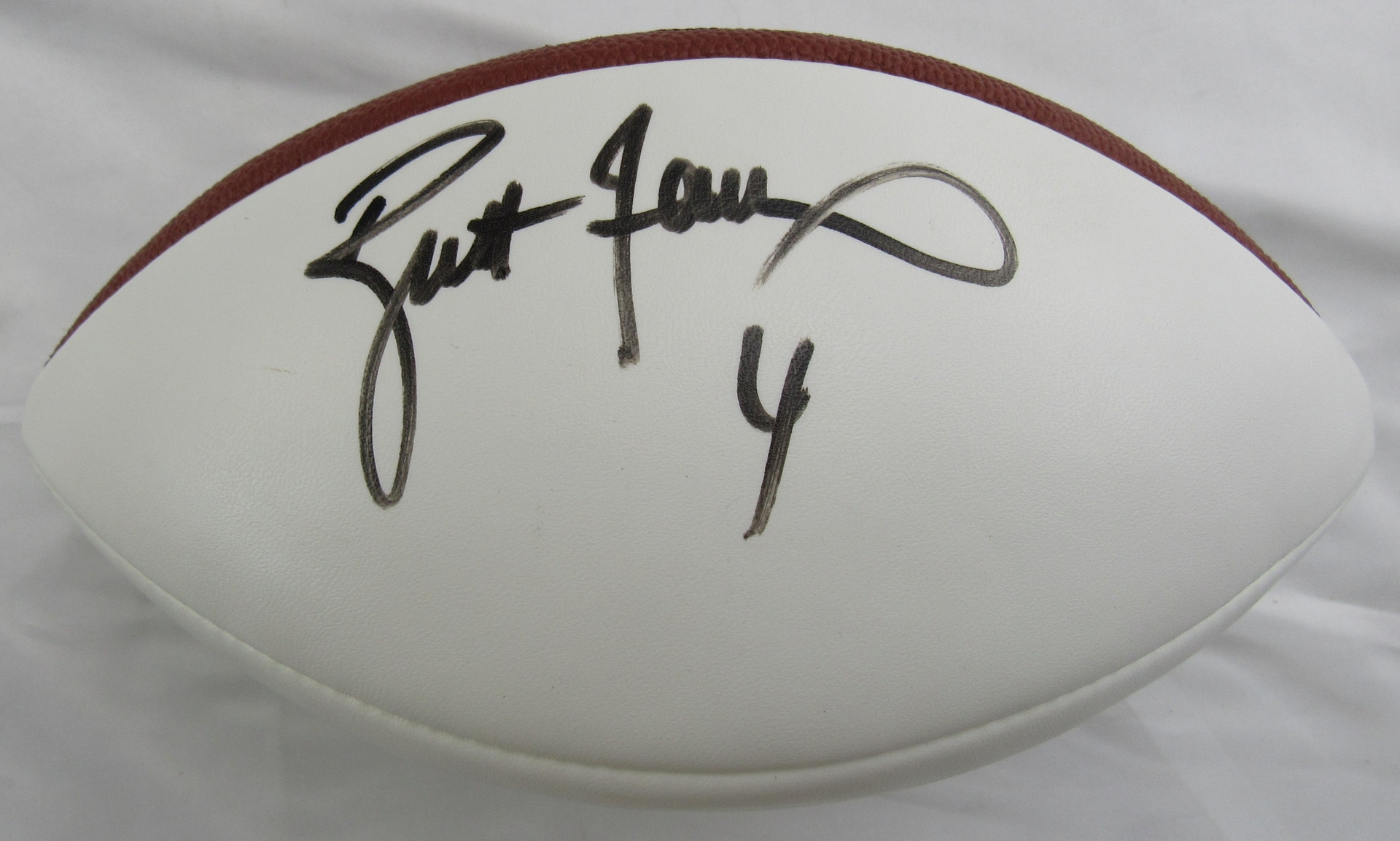 Brett Favre Signed Auto Wilson Football JSA CM07452 - Image 1