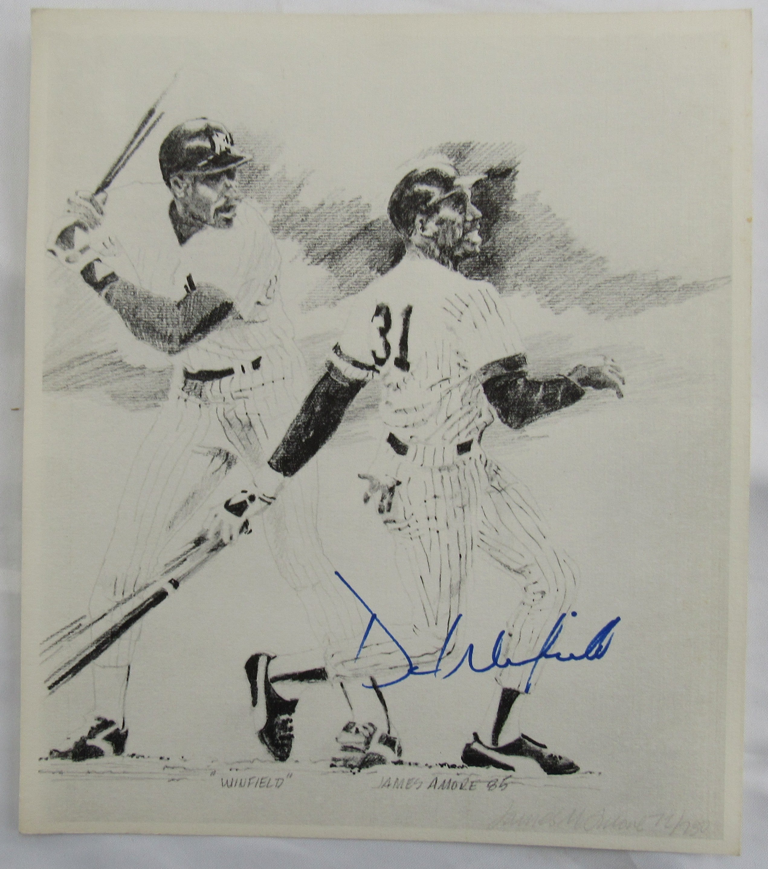 Dave Winfield Signed 9.5x11 Vintage Photo - Image 1