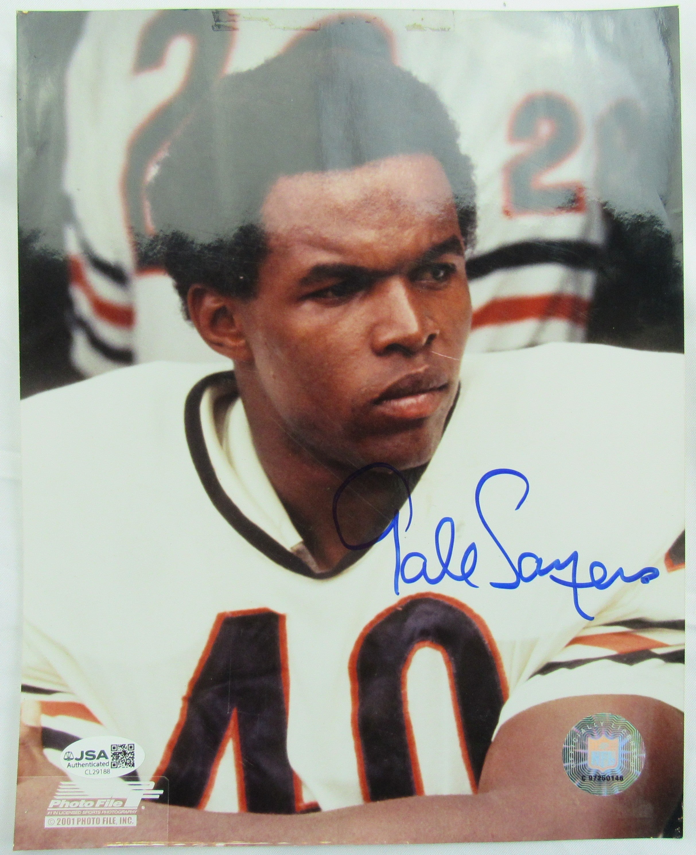 Gale Sayers Signed 8x10 Photo JSA CL29188 - Image 1