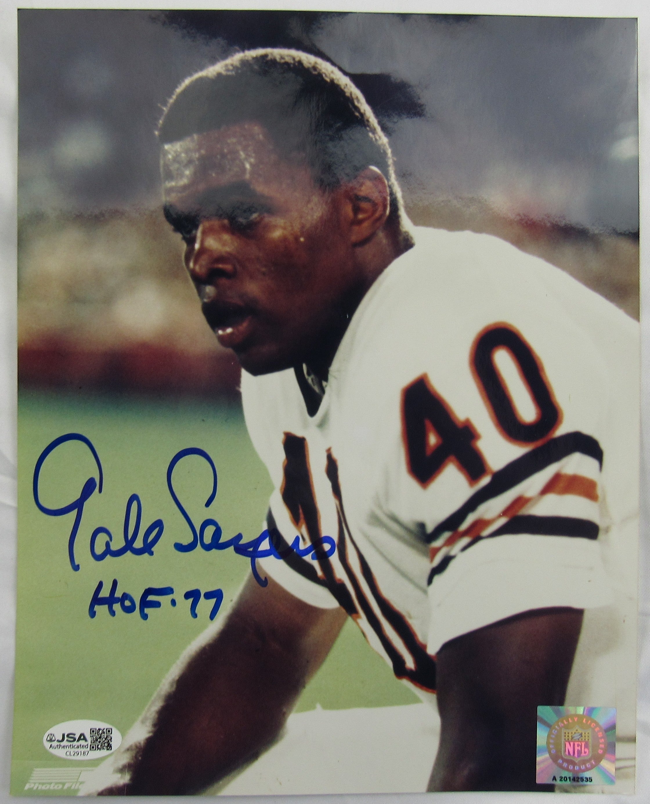 Gale Sayers Signed 8x10 Photo w/ HOF Insc JSA CL29187 - Image 1
