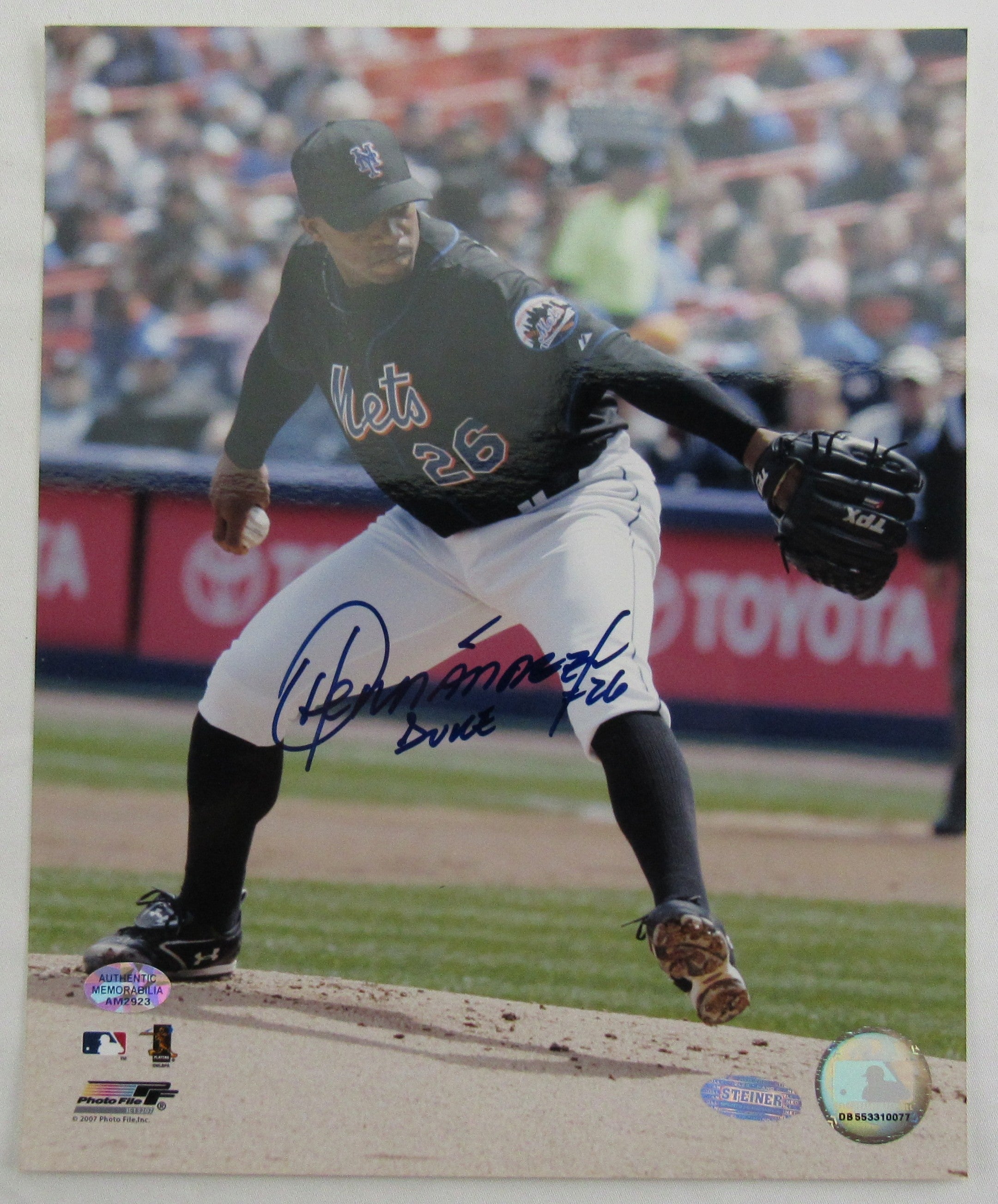 Orlando Hernandez Signed Auto 8x10 Photo Steiner Hologram - Image 1