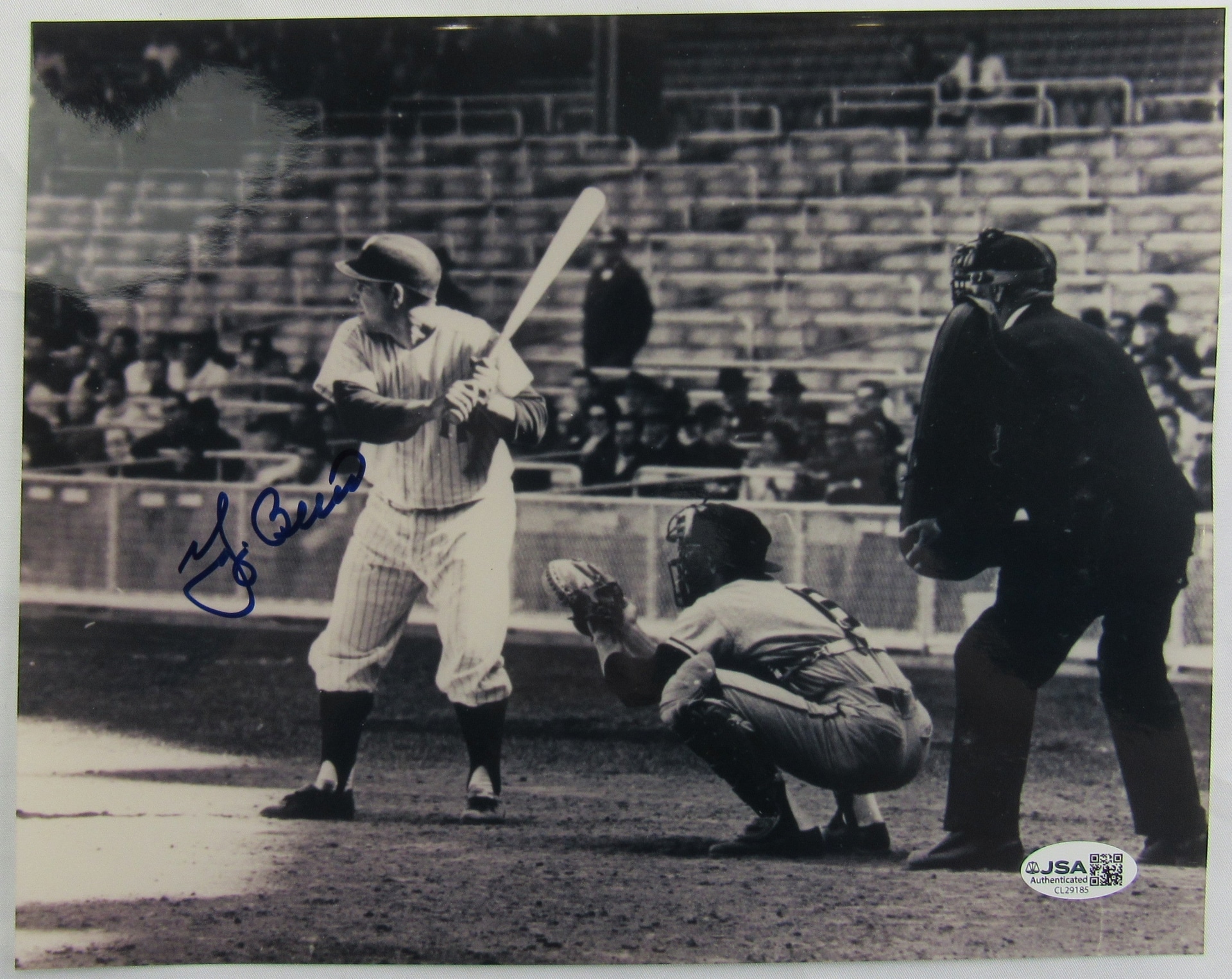 Yogi Berra Signed 8x10 Photo JSA CL29185 - Image 1